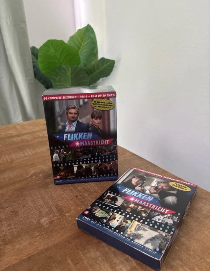 Flikken Maastricht DVD seizoen 1 t/m 7 + film en boek, Maffia en Misdaad, Boxset, Ophalen of Verzenden, Zo goed als nieuw