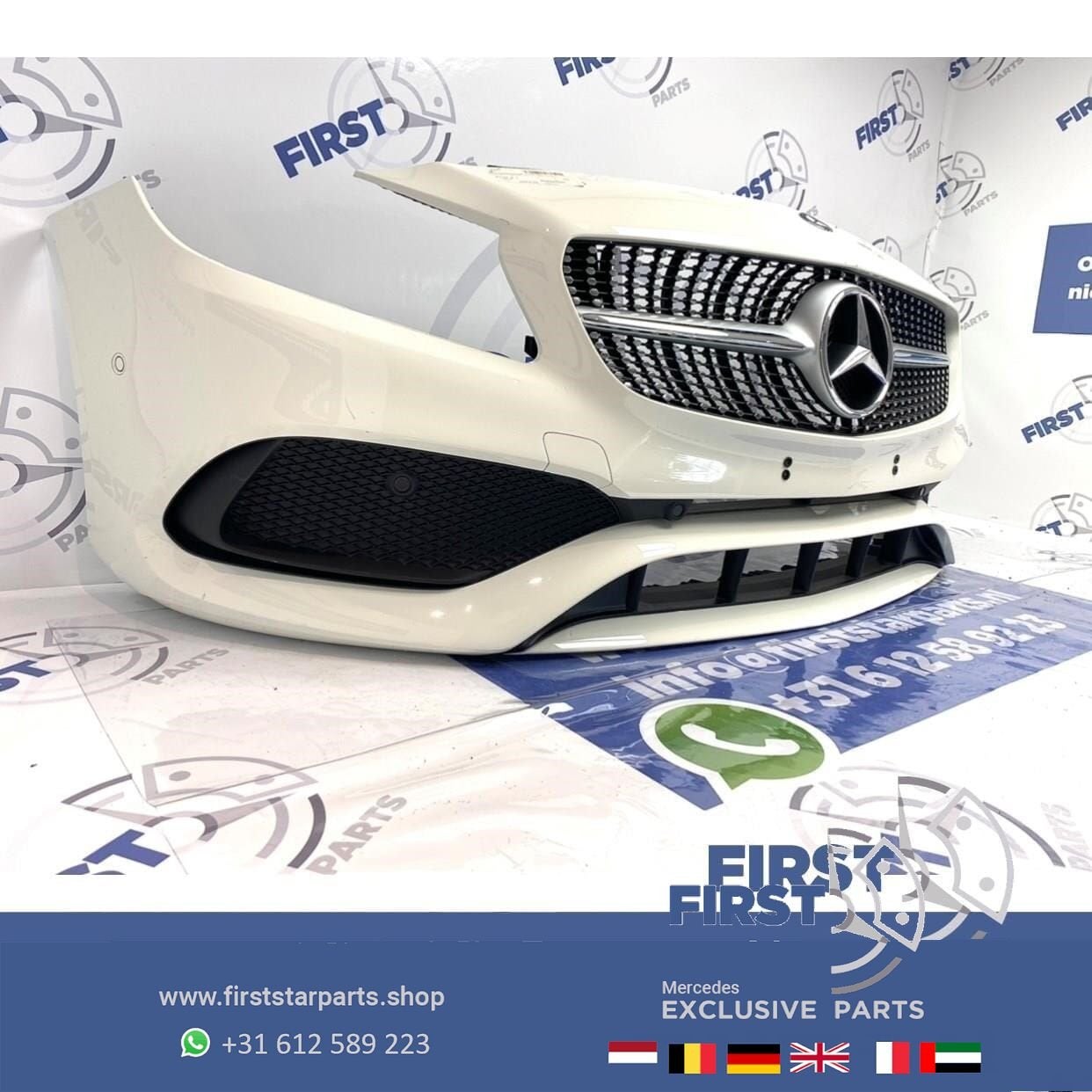 W176 FACELIFT AMG Voorbumper WIT Mercedes A Klasse 2018 comp, Gebruikt, -, Voor, Ophalen of Verzenden