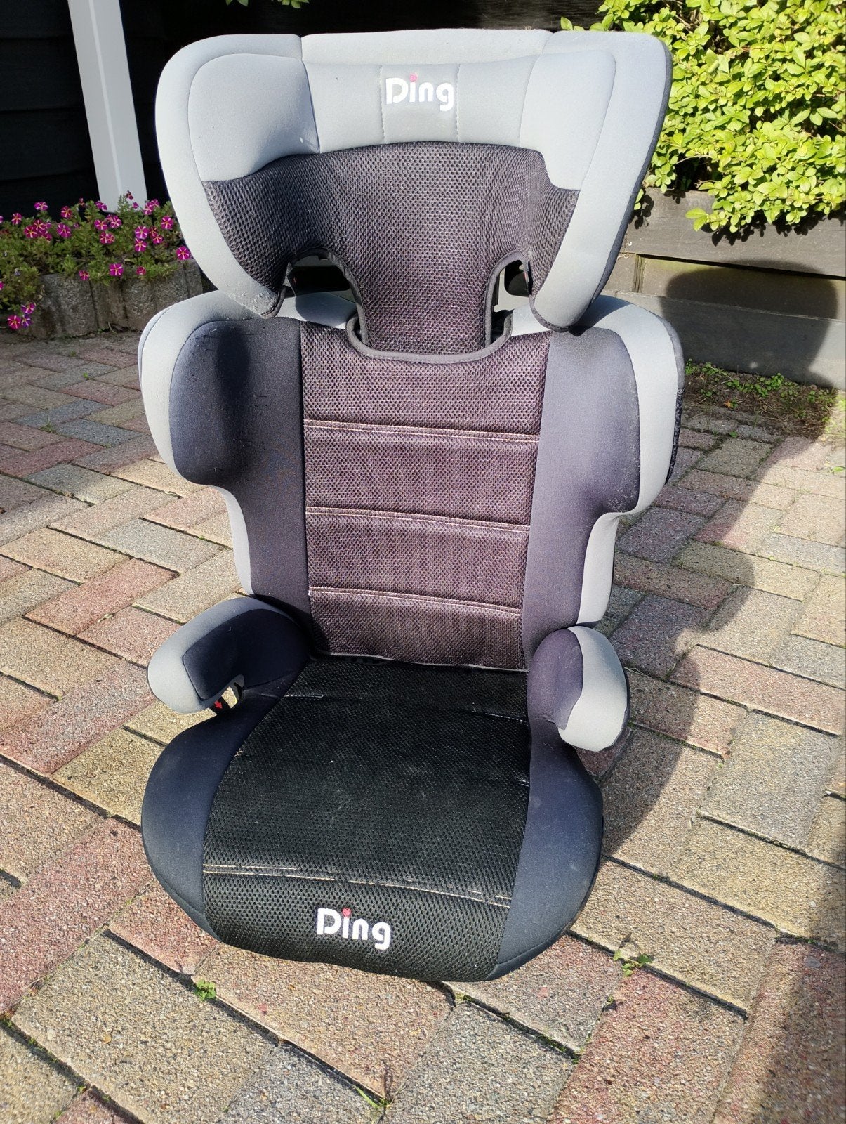 Ding autostoel 15-36 kg met zijbescherming, Ophalen