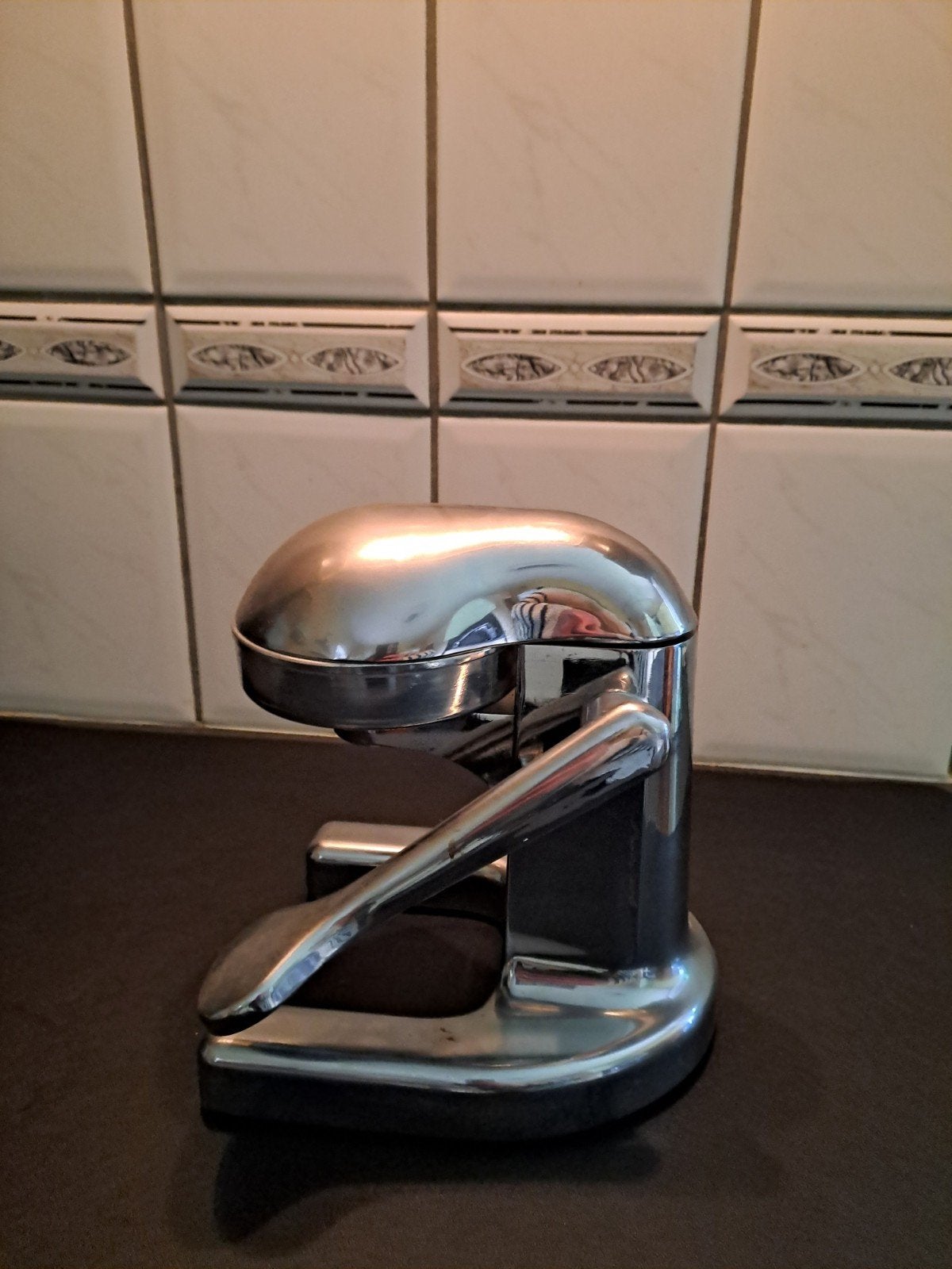 Mooie goedwerkende hand citruspers, Huis en Inrichting, Keuken | Keukenbenodigdheden, Ophalen, Zo goed als nieuw