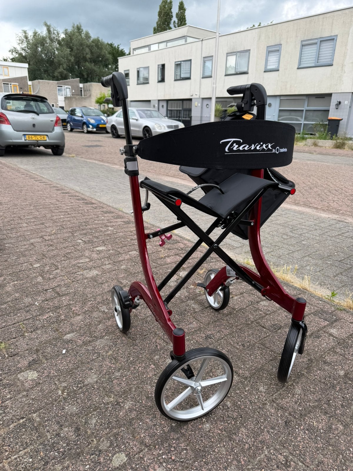 Te kopp rollator, Ophalen, Zo goed als nieuw