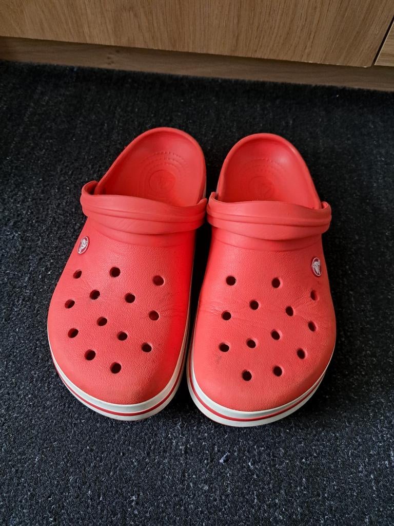 Super mooie crocs maat 8/10, Ophalen of Verzenden, Zo goed als nieuw, Roze, Instappers