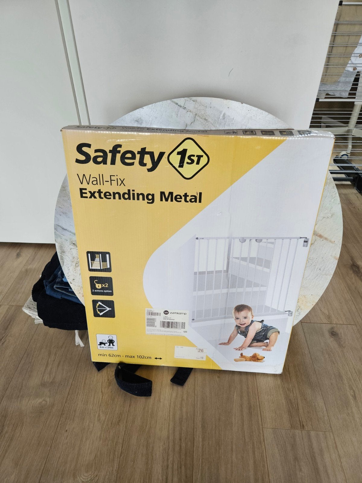 Safety 1st Wall-Fix Extending Metal Traphekje, Nieuw, 100 tot 115 cm, Ophalen of Verzenden, Metaal of IJzer