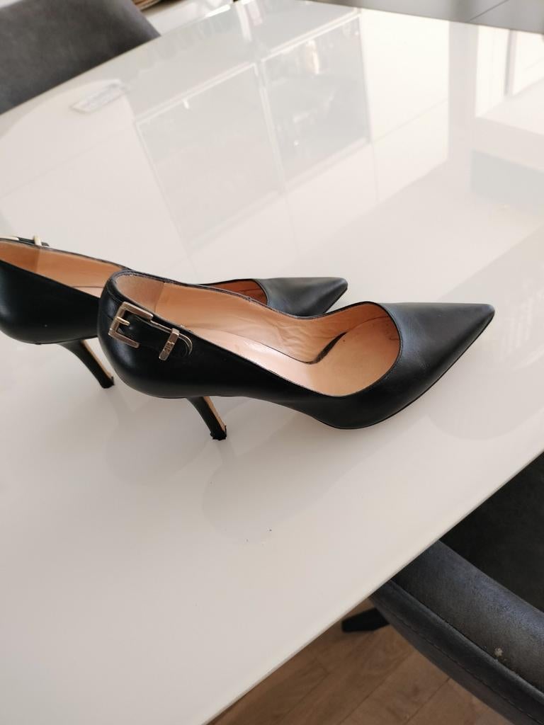 Baldinini zwart maat 38 waar gemaakt Italië, Kleding | Dames, Schoenen, Ophalen of Verzenden, Zo goed als nieuw, Zwart, Sneakers of Gympen