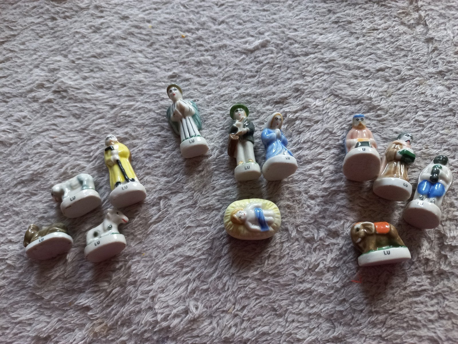 vintage porseleinen mini  kerststal frans feves, Ophalen of Verzenden