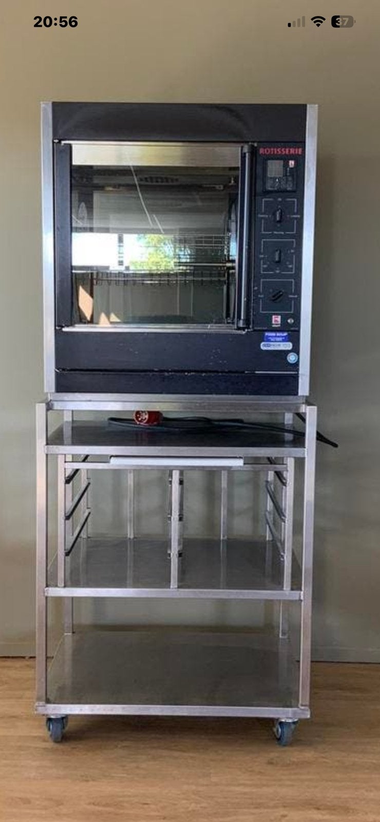 Ubert Rotisserie kippengril zgan, Ophalen