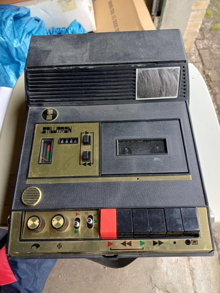Stillitron vintage draagbare cassetterecorder jaren 70, Audio, Tv en Foto, Cassettedecks, Ophalen of Verzenden, Overige merken