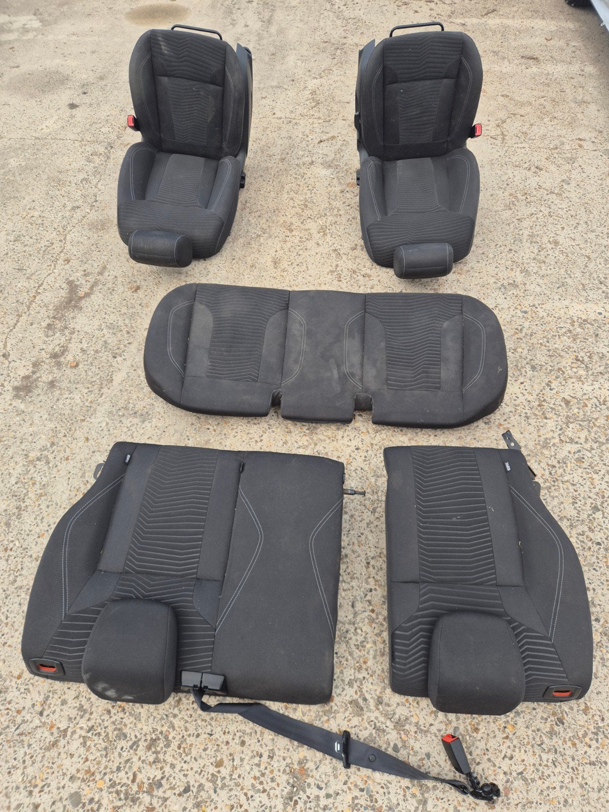 Complete stoelenset Ford Fiesta Ecoboost 2013, Ophalen, Ford