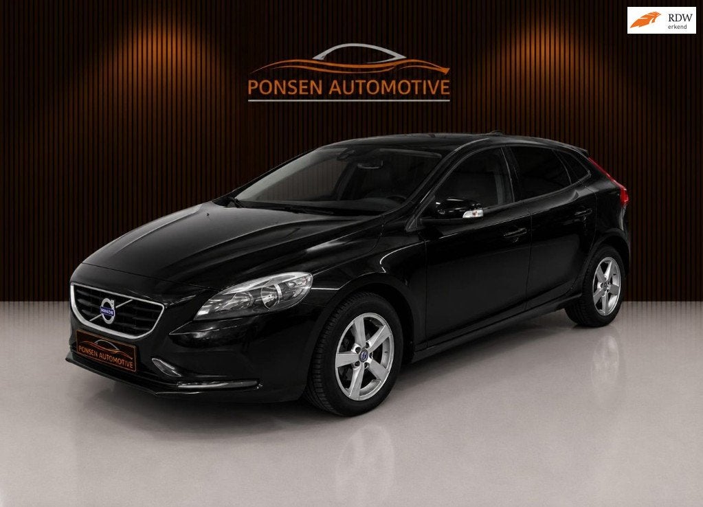 Volvo V40 2.0 D2 Nordic+, Auto's, Voorwielaandrijving, Dealer onderhouden, Gebruikt, Euro 6
