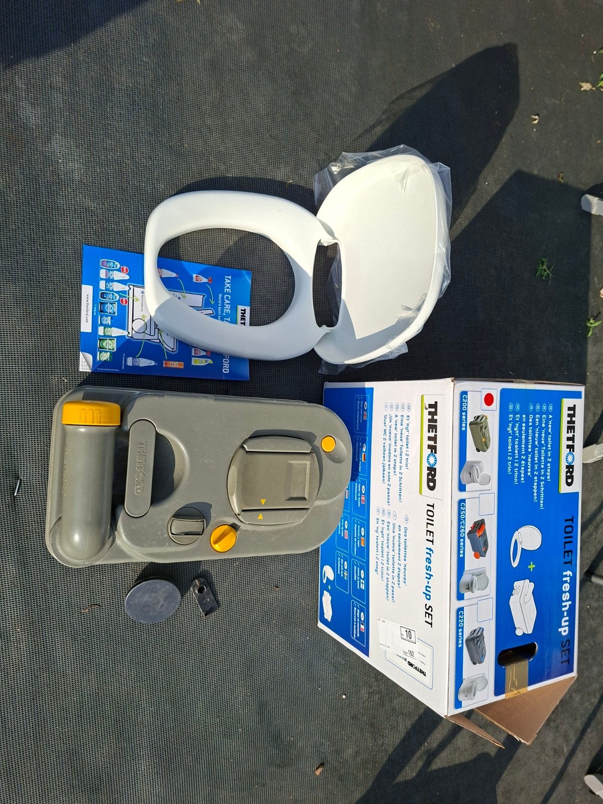 Thetford Toilet Fresh-up Set C-200S let op defect zie text, Ophalen of Verzenden, Nieuw