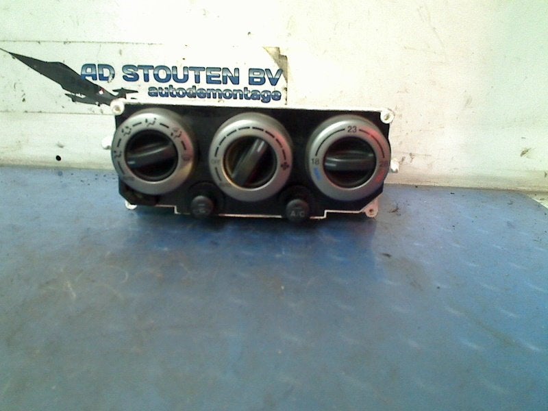 Bedieningspaneel Airco Suzuki Liana (ERC/ERD/RH4) 9561054G10, Gebruikt, Suzuki Deutschland GmbH, Kontakt@suzuki.de, Suzuki-Allee 7, Bensheim 64625, , Duitsland