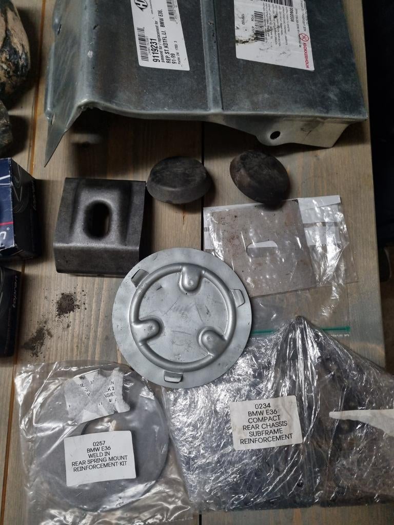 Bmw e36 lasdelen plaatdelen, Ophalen of Verzenden