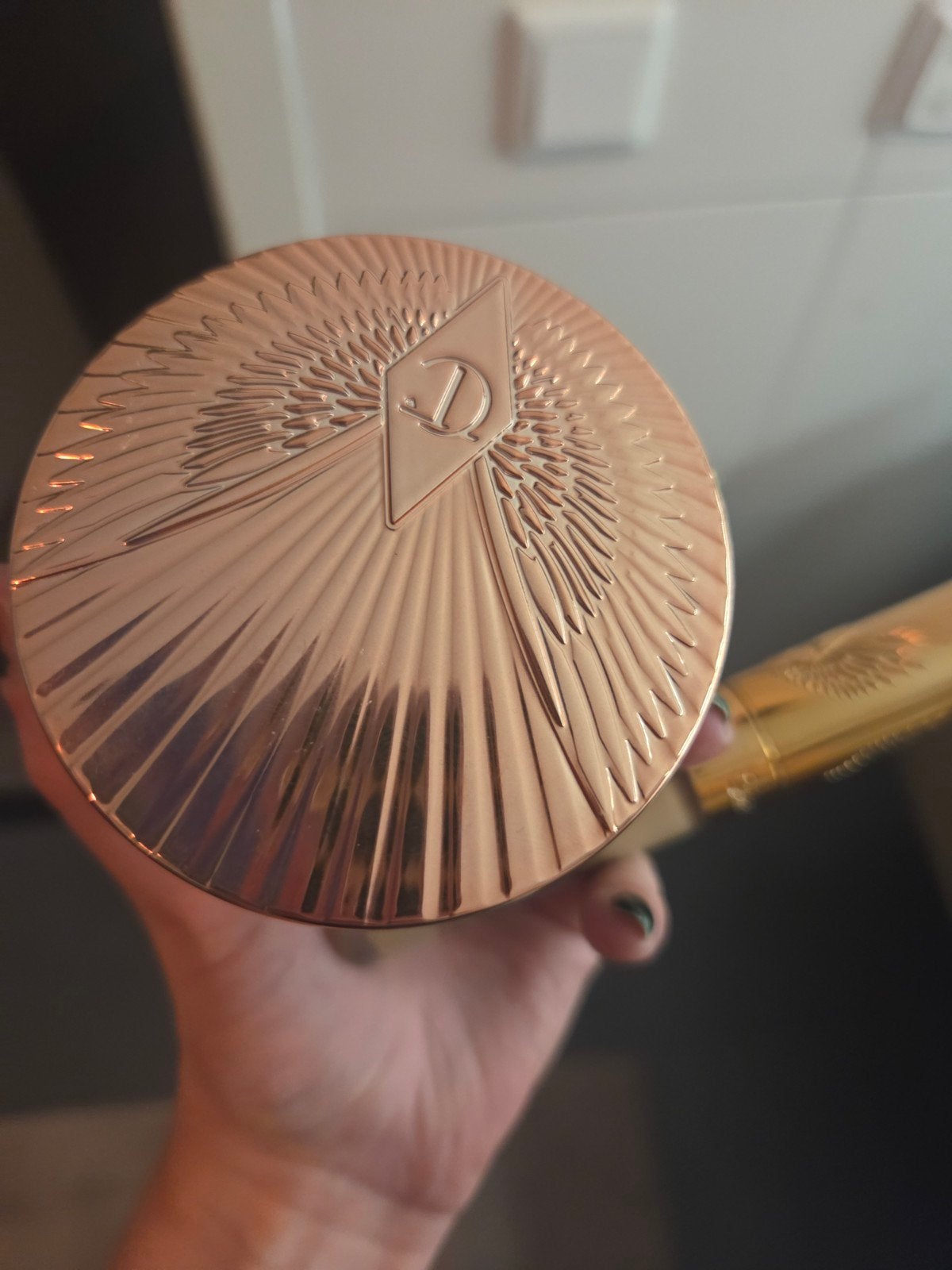 Charlotte Tilbury Airbrush Flawless Loose Powder, Gebruikt, Overige kleuren, Gehele gezicht, Ophalen of Verzenden