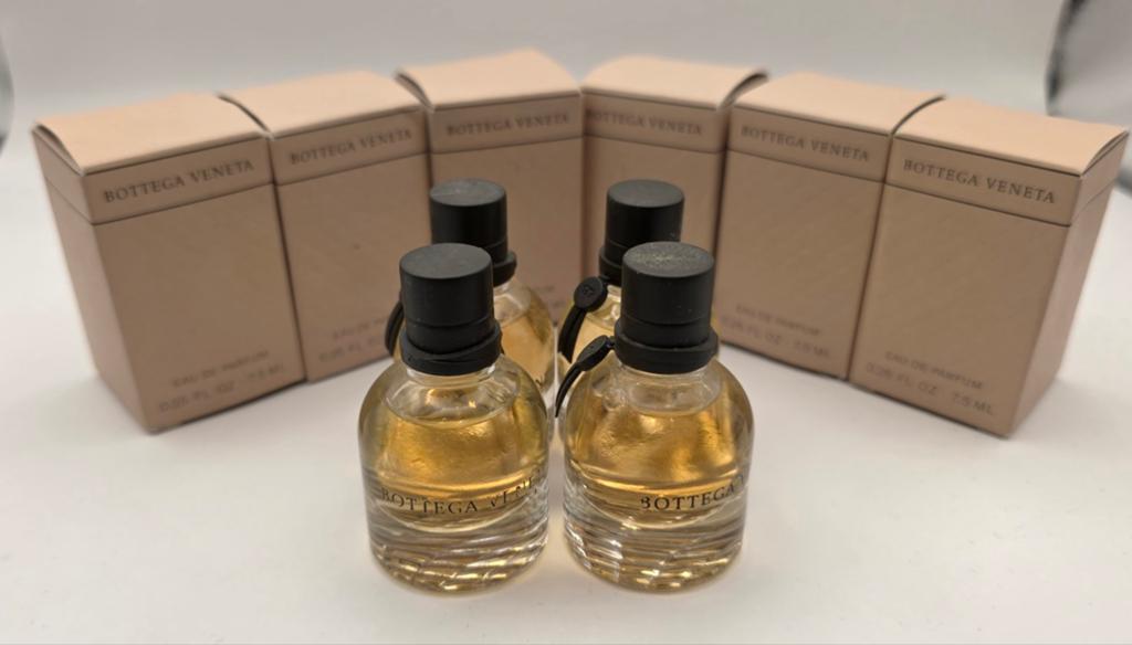 Bottega Veneta Eau De Parfum 7.5ML mini, Ophalen of Verzenden, Nieuw, Miniatuur