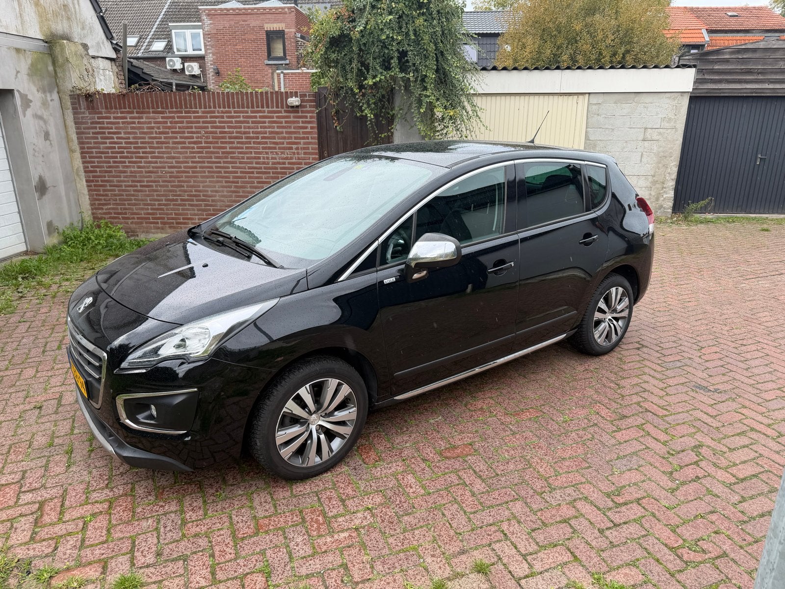Peugeot 3008 1.6 THP 2014 Zwart, Auto's, Voorwielaandrijving, 1434 kg, Zwart, 75 €/maand