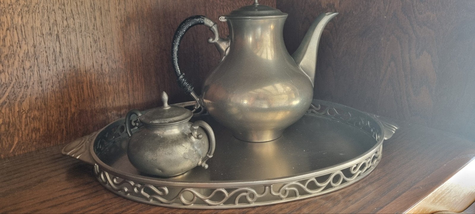 Vintage tinnen set: koffiepot, suikerpot en dienblad, Antiek en Kunst, Ophalen