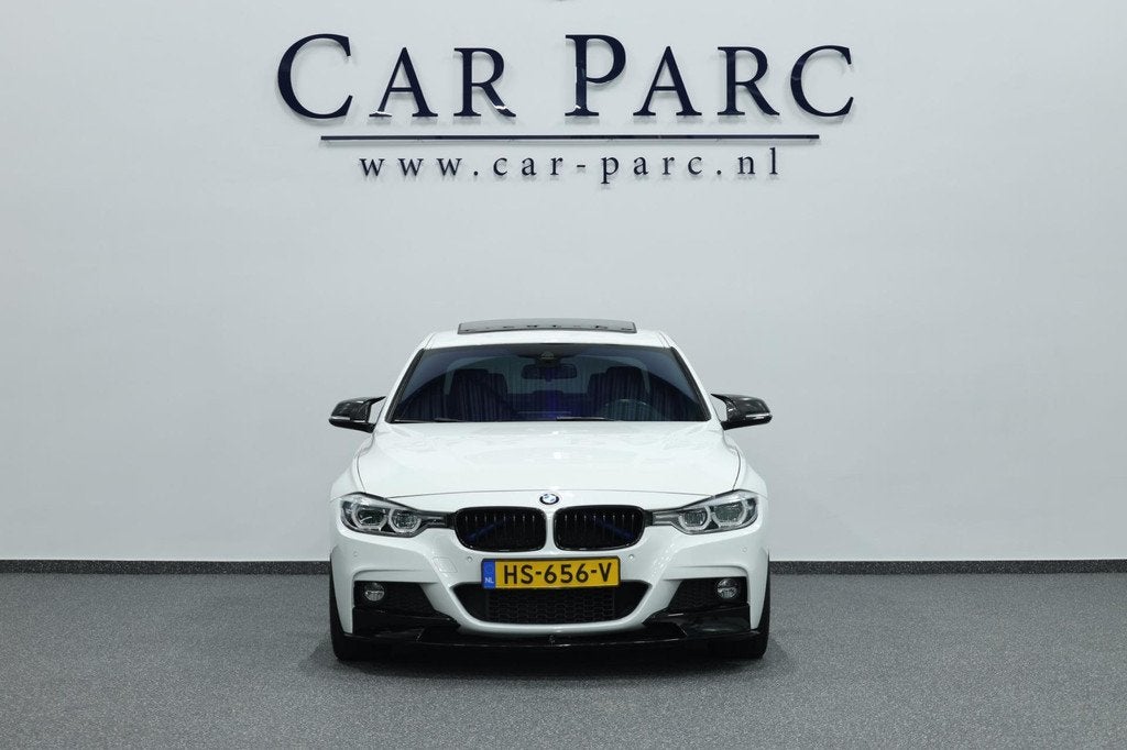 BMW 3-serie 330i M Sport M-Sport/LED/HUD/LEER+S.VERWARMING/L, Auto's, Automaat, Achterwielaandrijving, Euro 6, 4 cilinders