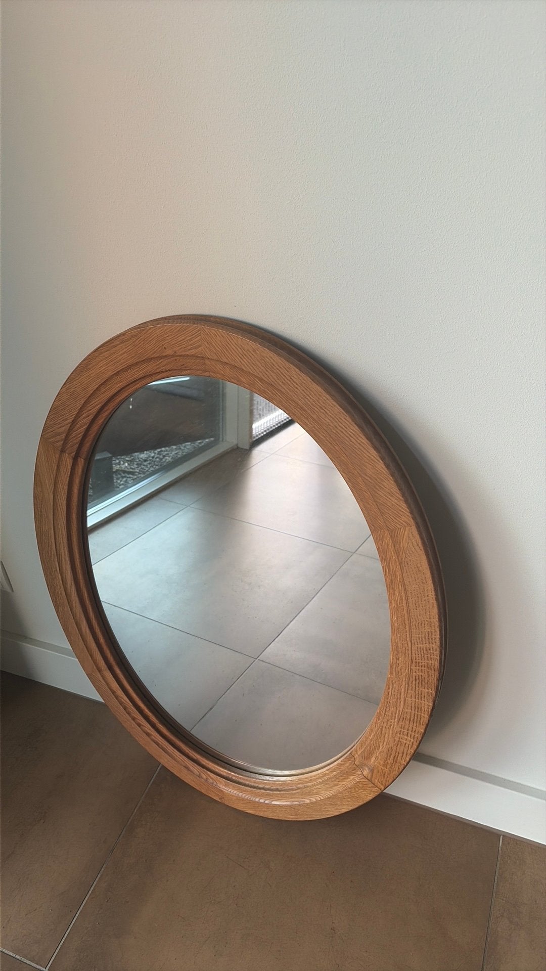 Grote ovale blank eiken spiegel, Huis en Inrichting, Woonaccessoires | Spiegels, Ophalen, Zo goed als nieuw, Ovaal, Minder dan 100 cm