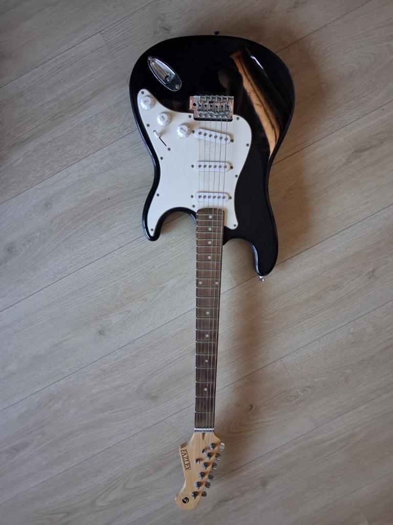 Fazley elektrische gitaar - Ideaal voor beginners, Ophalen of Verzenden, Solid body, Overige merken