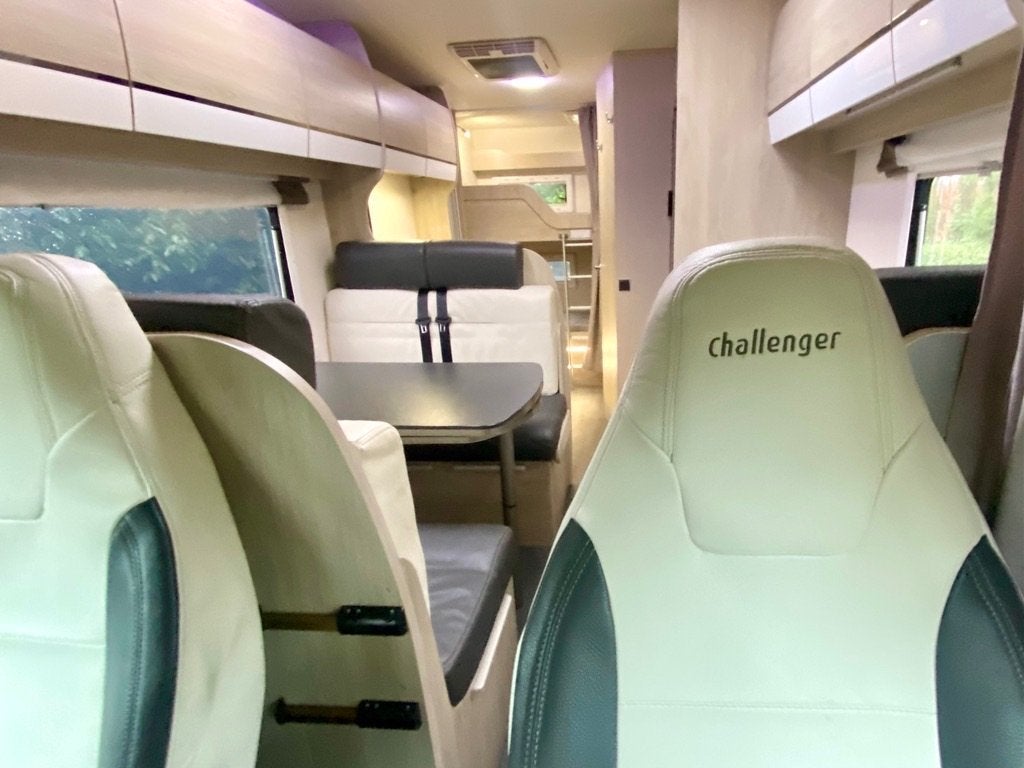 Foto 16 van Challenger C256 | 2019 | 7 zit/slaapplaats, 2x airco Offgrid