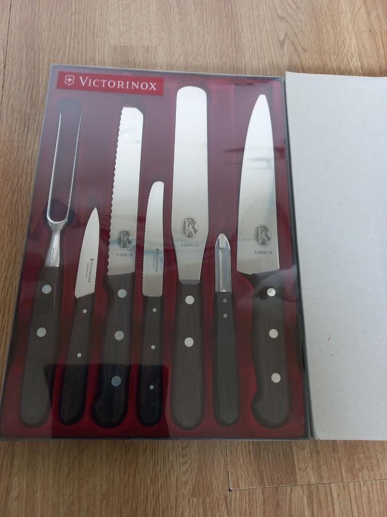 Victorinox 7 delige koksset nieuw, Ophalen of Verzenden, Nieuw, Rvs of Chroom
