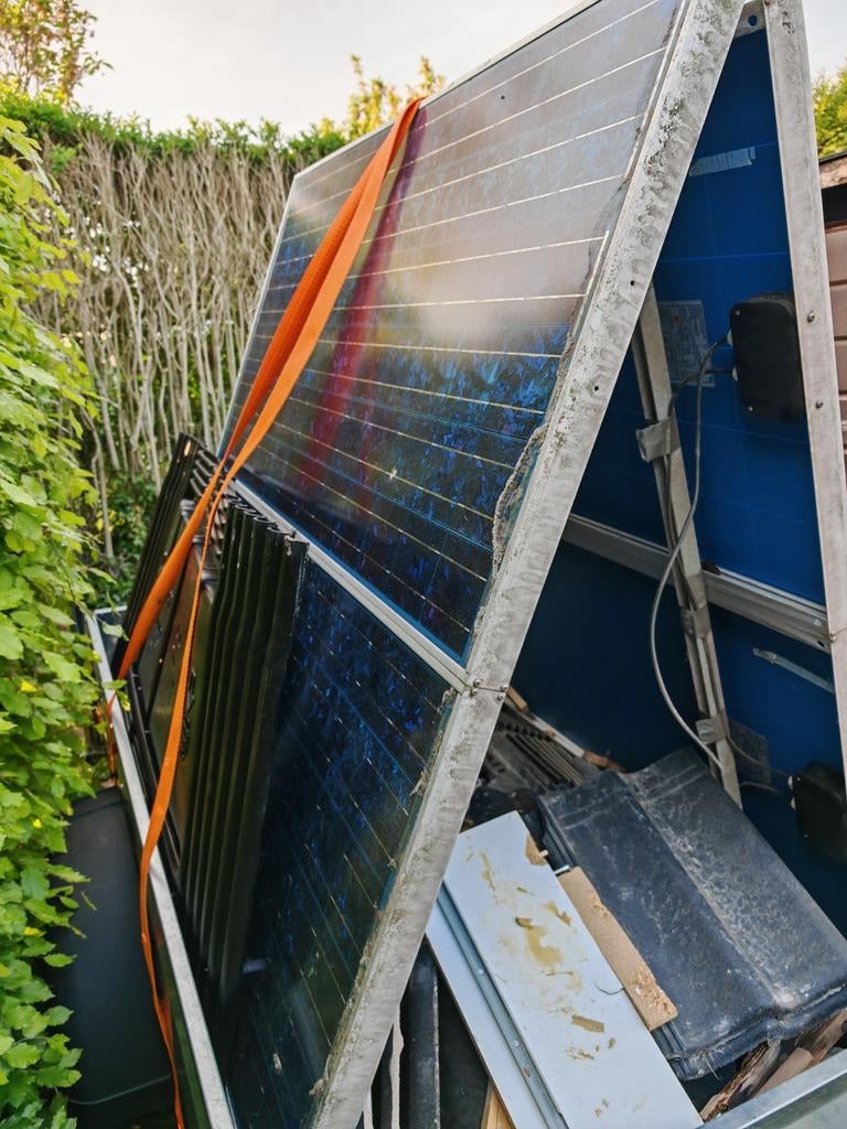 Zonnepanelen met frame - Gebruikt, Ophalen of Verzenden, Gebruikt