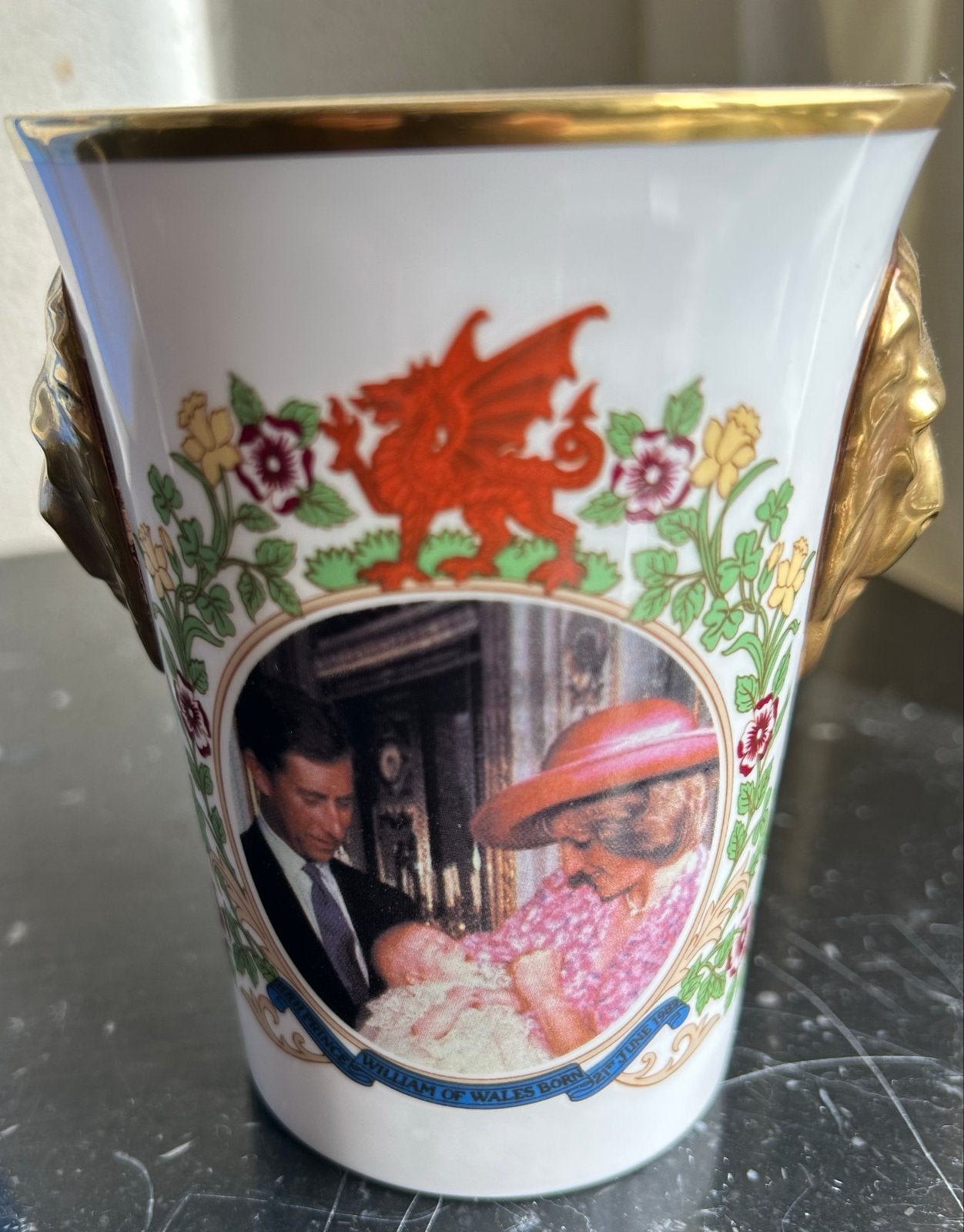 Prins William geboorte herdenkingsbeker - Royal Family, Ophalen