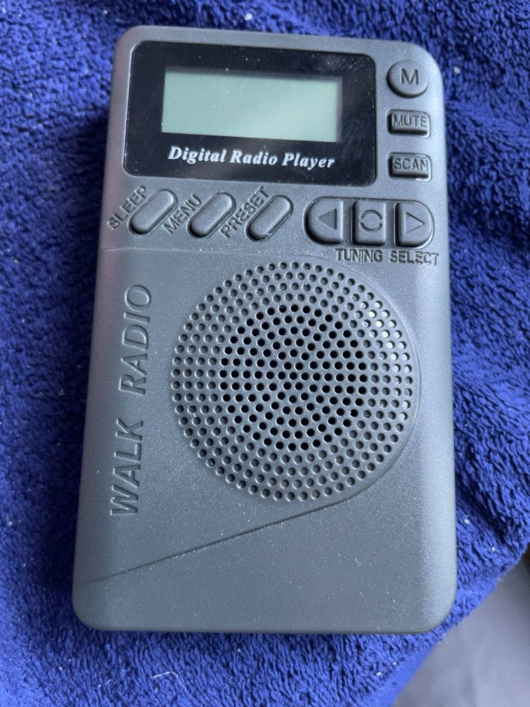 Draagbare DAB+/FM Radio DAB-P9 – Oplaadbaar, Ophalen of Verzenden, Zo goed als nieuw, Radio