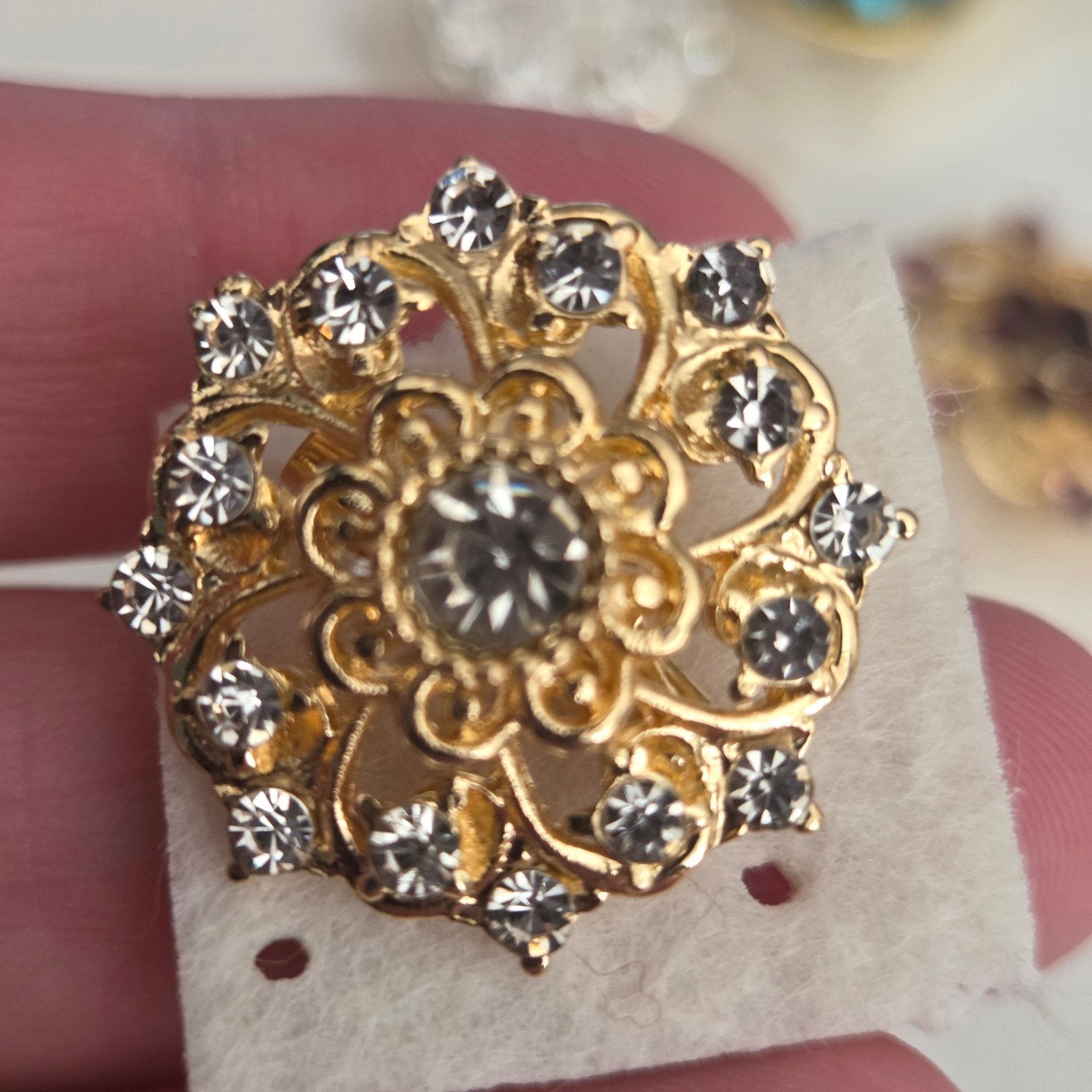 Broche, Sieraden, Tassen en Uiterlijk, Broches, Ophalen of Verzenden, Overige materialen