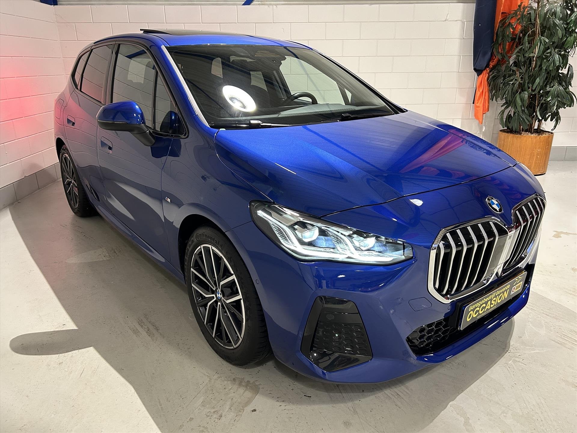 BMW 2-Serie Active Tourer (u06) 218i 136pk Aut M-Pakket, Pan, Dealer onderhouden, 136 pk, Gebruikt, Euro 6