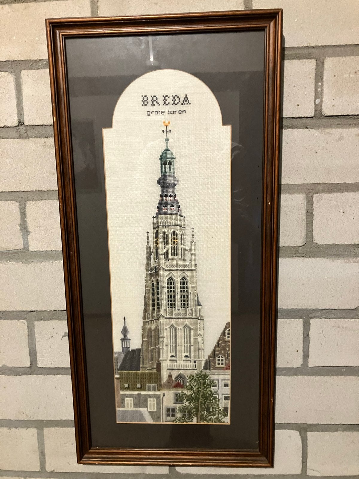 Geborduurde Grote Kerk Breda in lijst, Ophalen of Verzenden