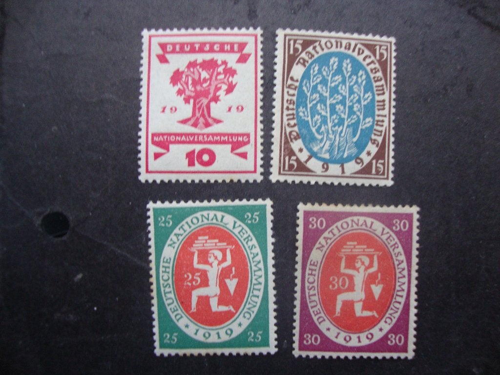 Duitse Rijk serie 107-110 Ongestempeld,, Ophalen of Verzenden, Overige periodes, Postfris