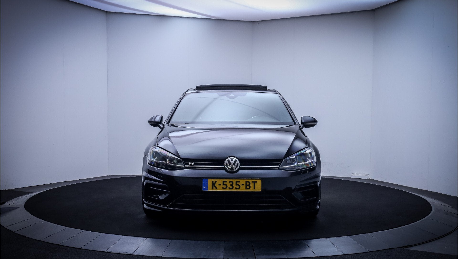 Volkswagen Golf 2.0 TSI 4Motion R PANO | FULL LEDER | CAMERA, Dealer onderhouden, Gebruikt, 4 cilinders, 1984 cc