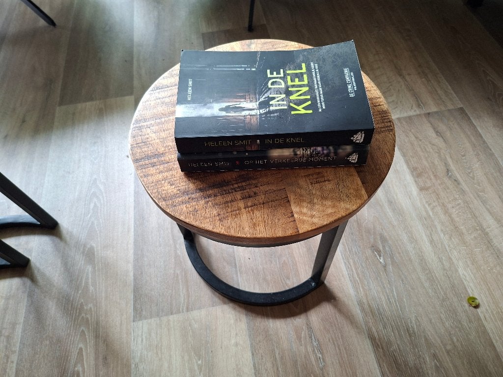 Heleen Smit   Thrillers € 12,50/2, Ophalen of Verzenden, Zo goed als nieuw, Heleen Smit