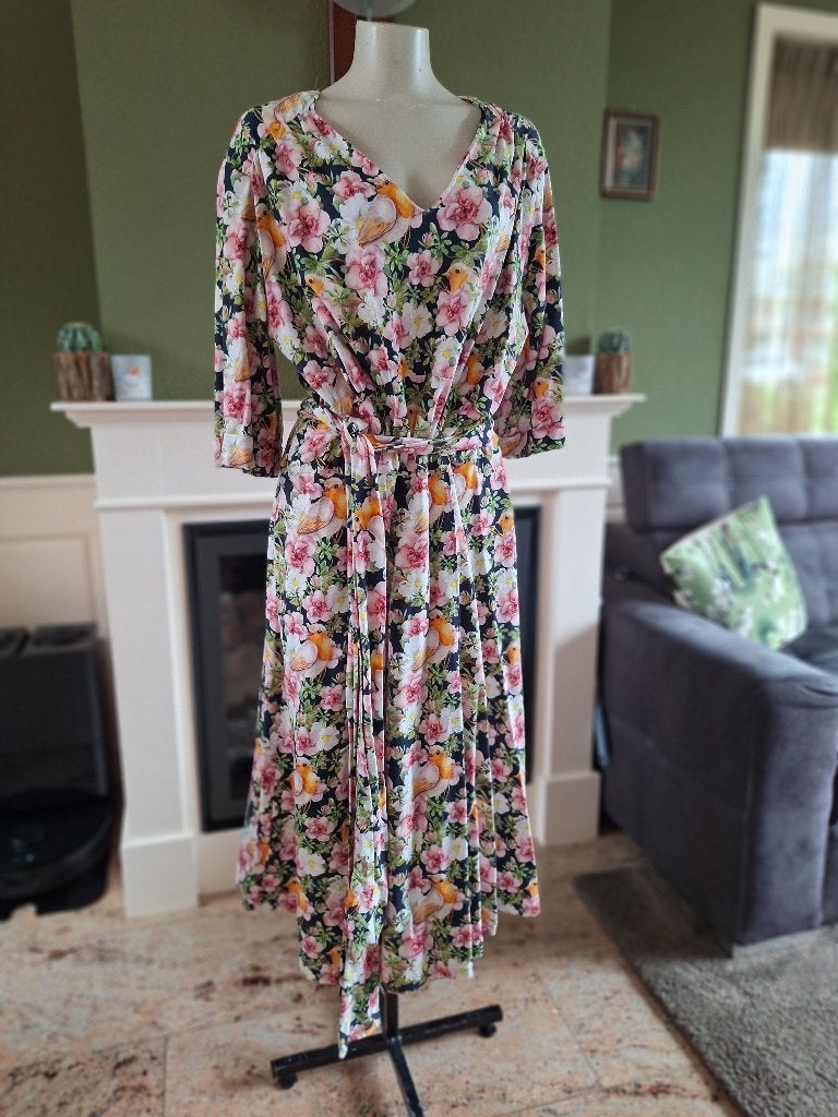 Roodborstje lange jurk maat 46, Kleding | Dames, Maat 46/48 (XL) of groter, Onder de knie, Meerkleurig, Verzenden