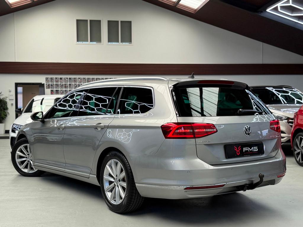 Volkswagen Passat Variant 2.0 TDI Highline CarPlay Trekhaak, 1441 kg, Gebruikt, 4 cilinders, Origineel Nederlands