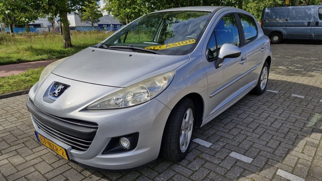 Peugeot 207 1.4 VTi Blue Lease (bj 2011), Euro 5, Gebruikt, 1064 kg, Bluetooth