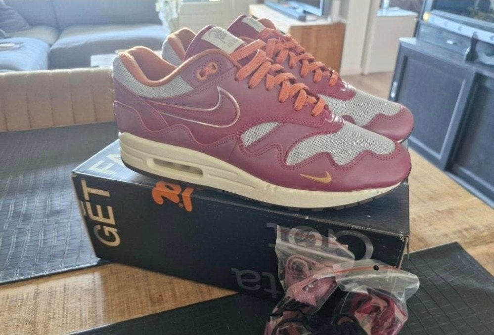 Nike air max one 1 patta wave maroon us 11 eu 45 custom, Ophalen, Overige kleuren, Nike, Sneakers of Gympen