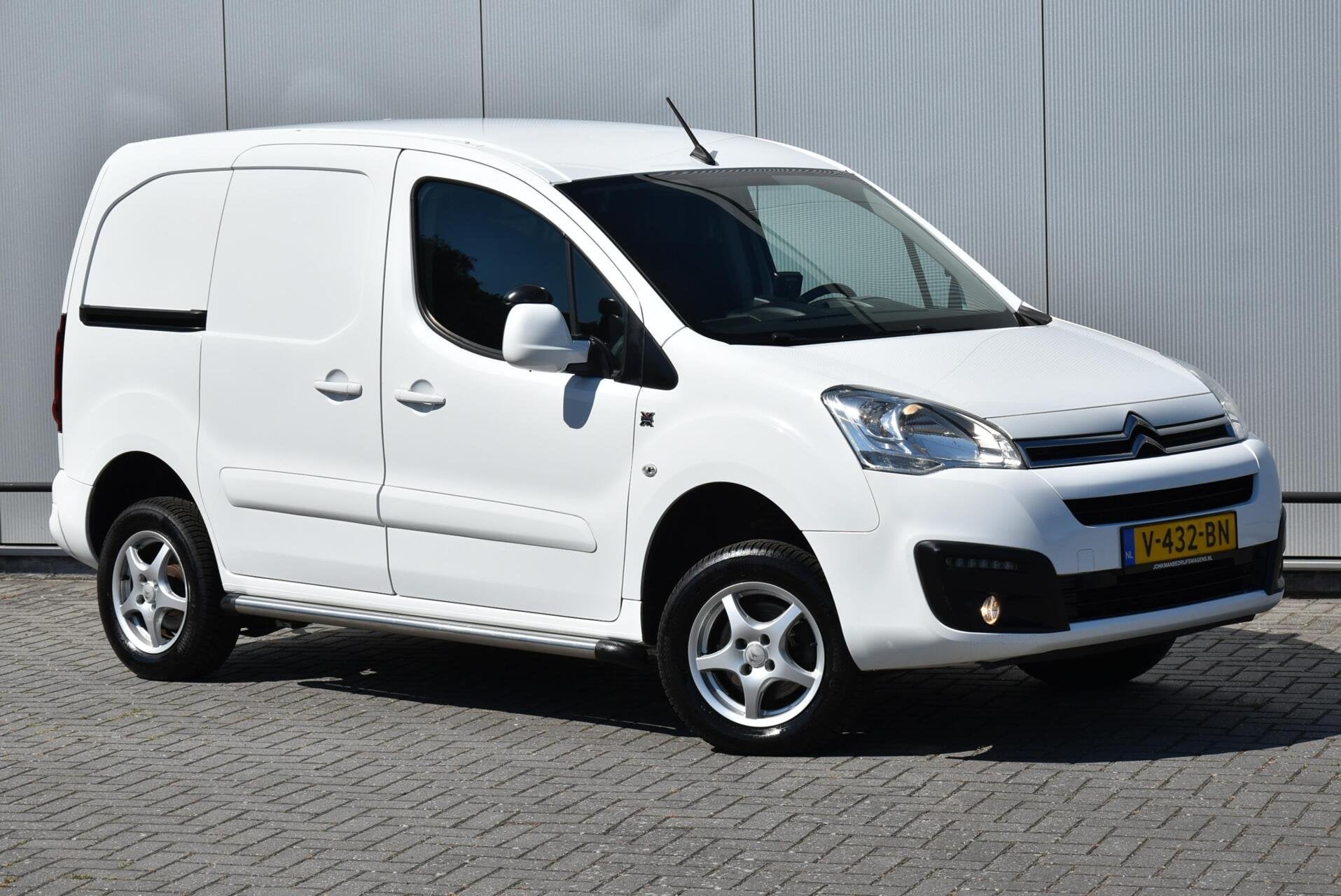 Citroen Berlingo 1.6 HDI Euro 6 Dangel 4x4 4wd Marge Euro 6!, Stof, 4 cilinders, Citroën, Wit