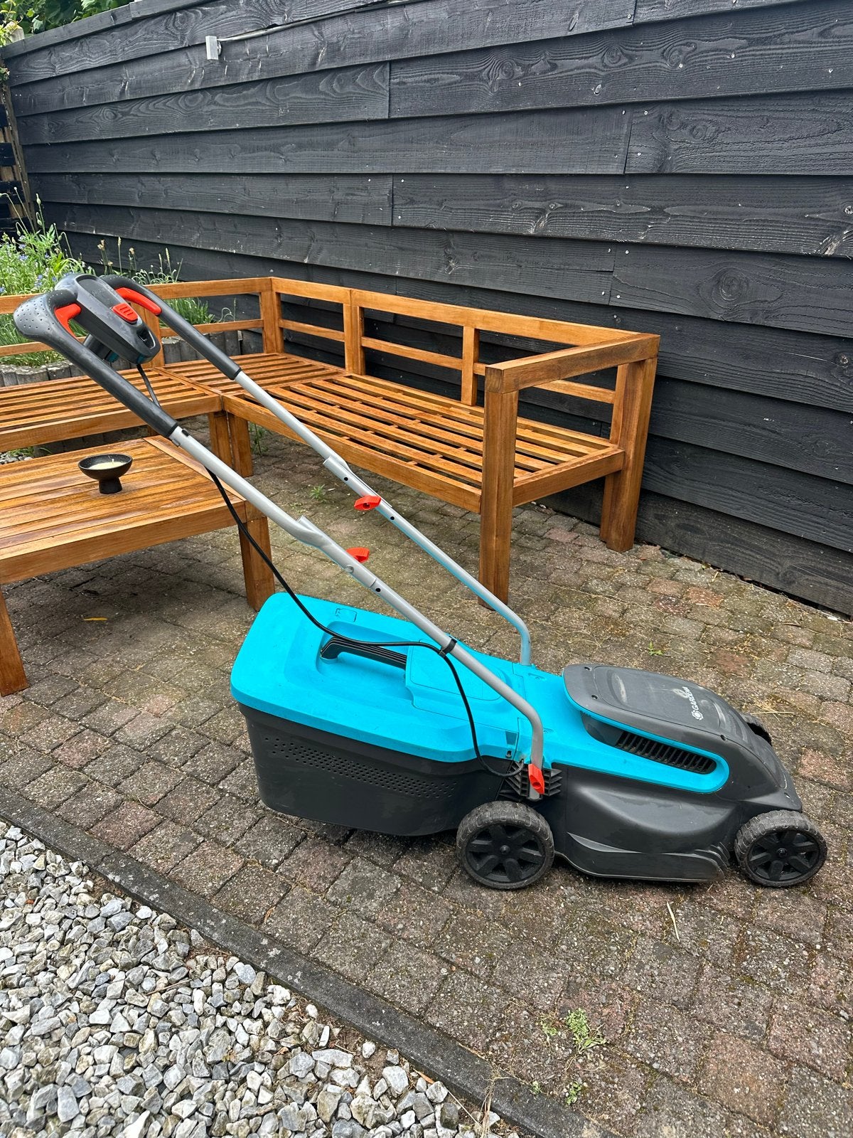 Gardena grasmaaier met 30L opvangbak, instelbare maaihoogt, Ophalen, Gebruikt, Elektrische grasmaaier, Opvangbak