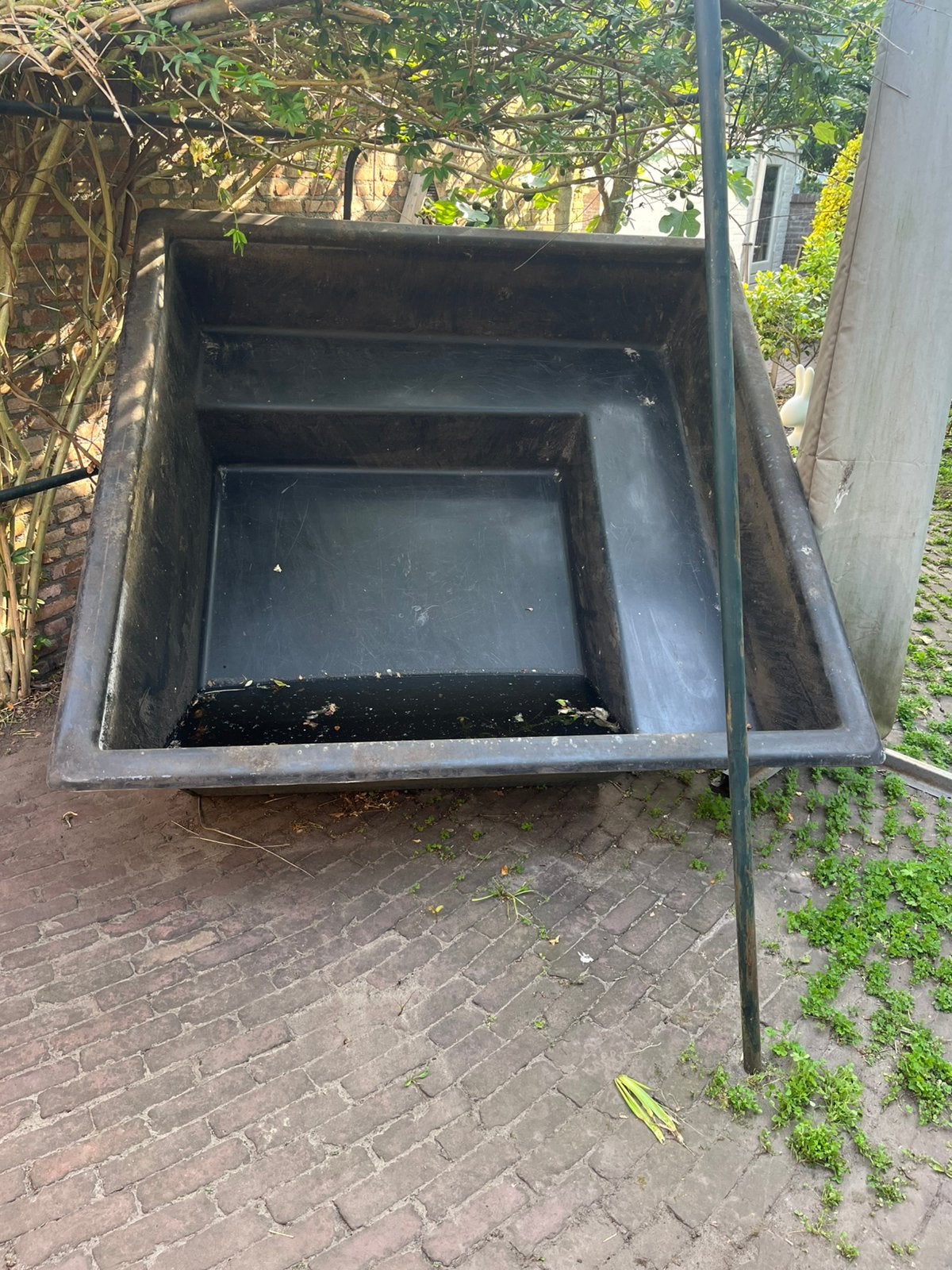 Vijver bak 1.90x1.90 hottub zwembadje drinkbak, Tuin en Terras, Vijvers, Ophalen, Gebruikt