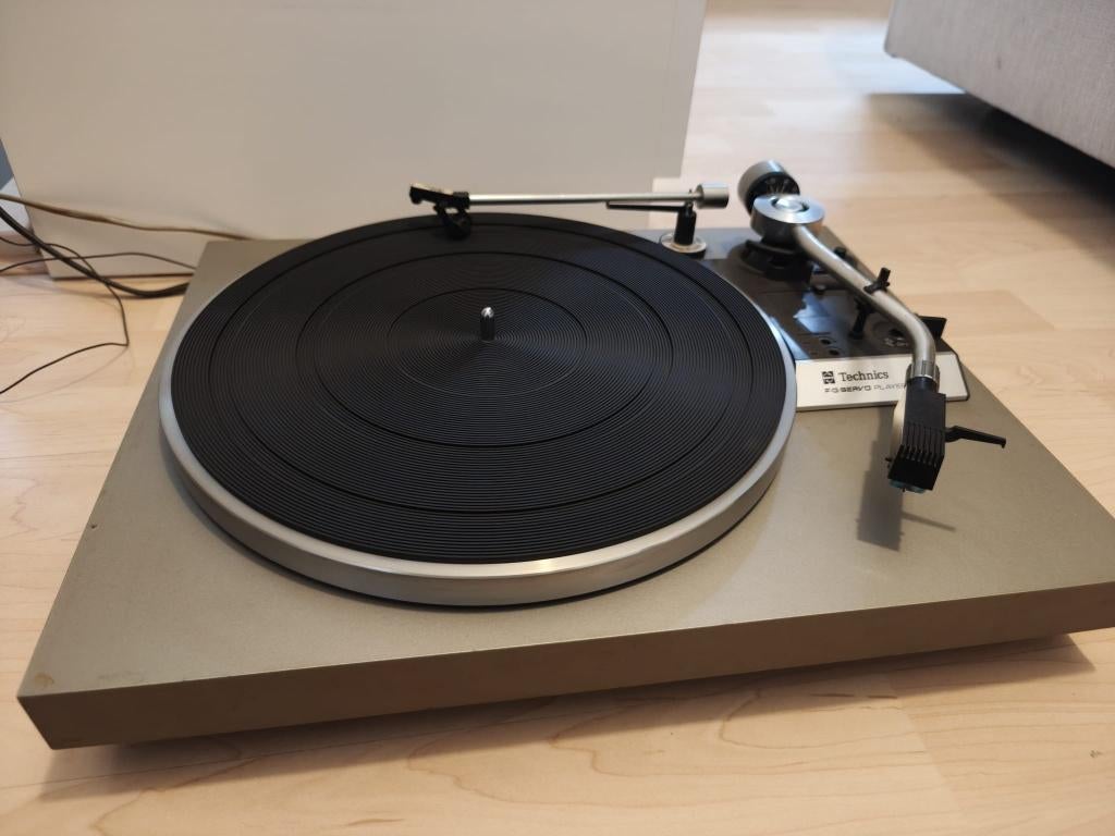 Technics SL-20 platenspeler met EPC-271CES element, Ophalen of Verzenden, Gebruikt, Technics