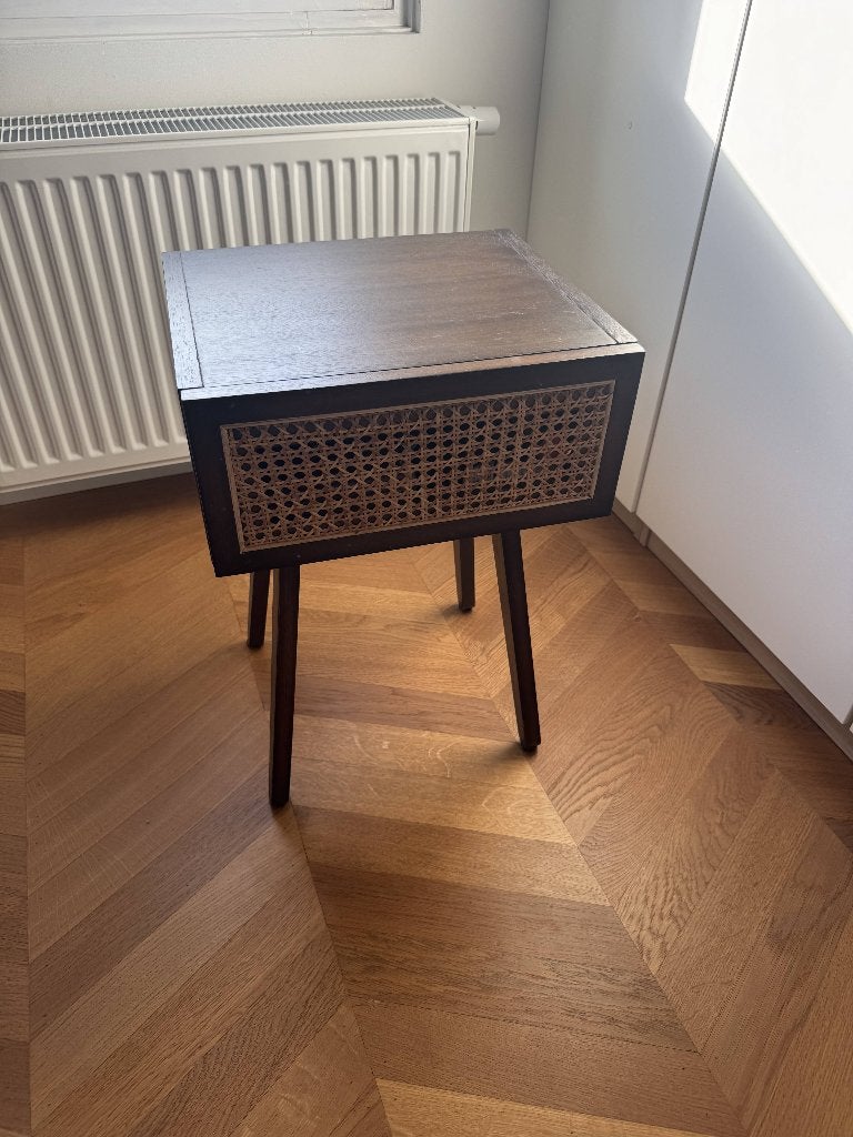 H&M Home Rotan nachtkastje met lade | Retro Design, Ophalen, Gebruikt