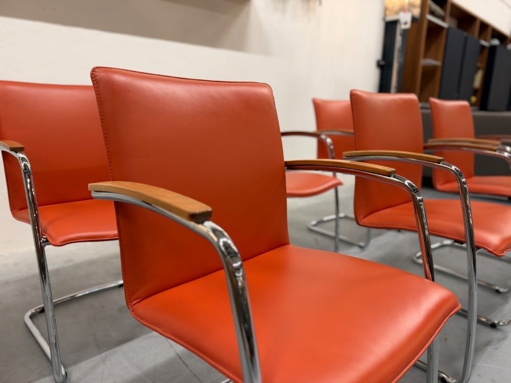 6 Als nieuw Leolux Freyr eetkamerstoel Oranje leer Stoel, Huis en Inrichting, Leolux, Overige kleuren, Info@leolux.nl, Leer