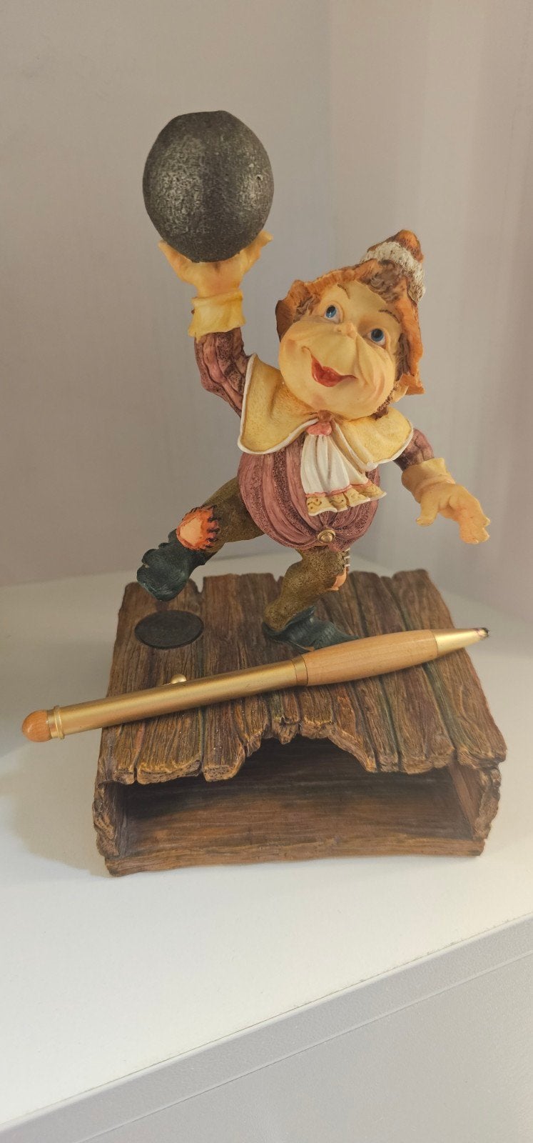 De Laaf Collection Efteling beeldje met penhouder, Ophalen, Zo goed als nieuw, Beeldje of Poppetje