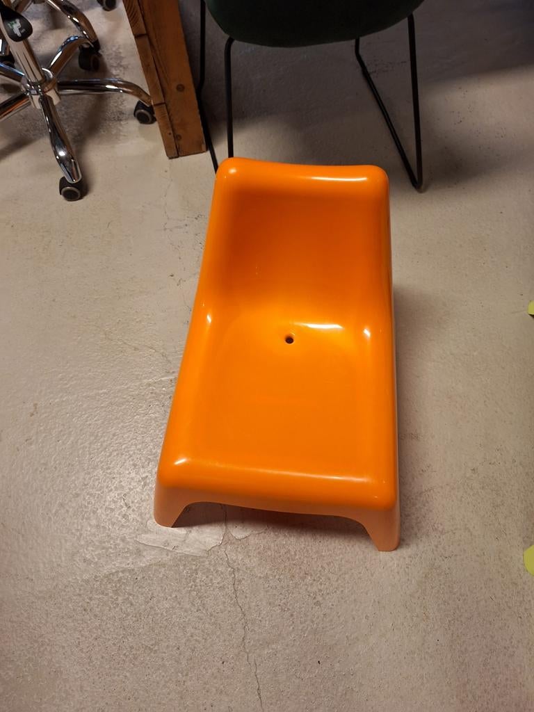 Plastic stoelen, Ophalen, Zo goed als nieuw, Stoel(en)