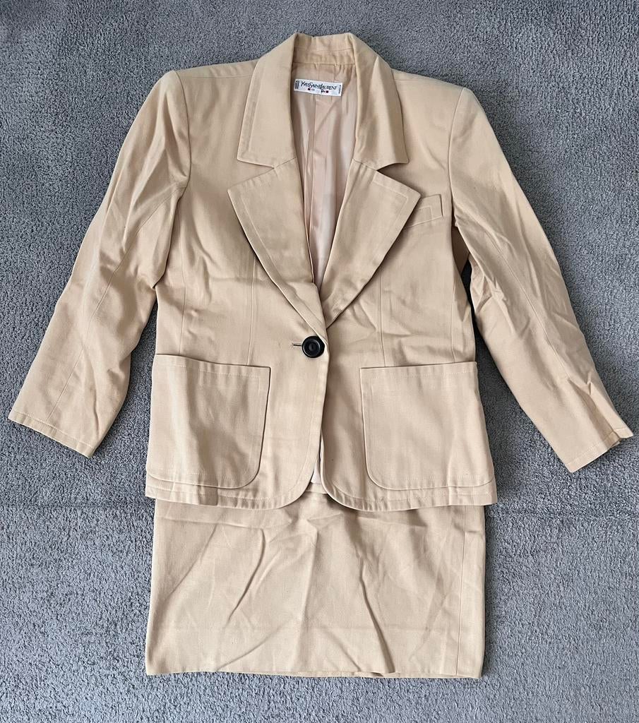 Yves Saint Laurent jas en rok set origineel!, Ophalen of Verzenden, Gedragen, Maat 38/40 (M), Kostuum of Pak