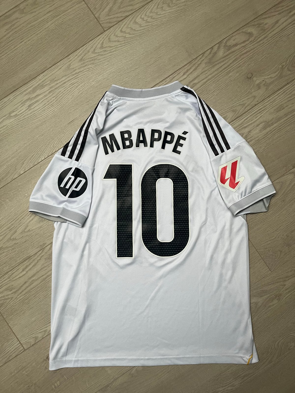 Mbappe Real Madrid thuis shirt 25/26, Maat M, Ophalen of Verzenden, Nieuw, Shirt