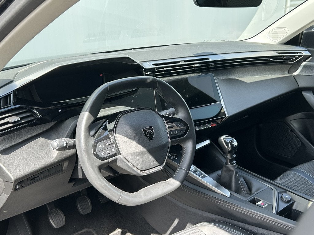 Peugeot 308 SW BWJ 2022 | 1.2PT 131PK Allure Pack Business |, Auto's, Voorwielaandrijving, 1199 cc, Leder en Stof, Zwart