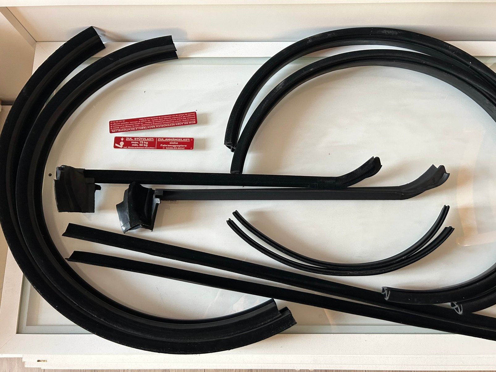 Rubbers mercedes w123 coupe, Auto-onderdelen, Ophalen of Verzenden, Bumper